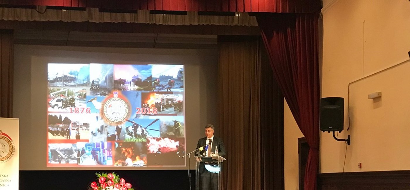 Predsjednik Vlade vatrogascima: Poštujemo vašu profesionalnost i požrtvovnost, vaš human i zahtjevan poziv